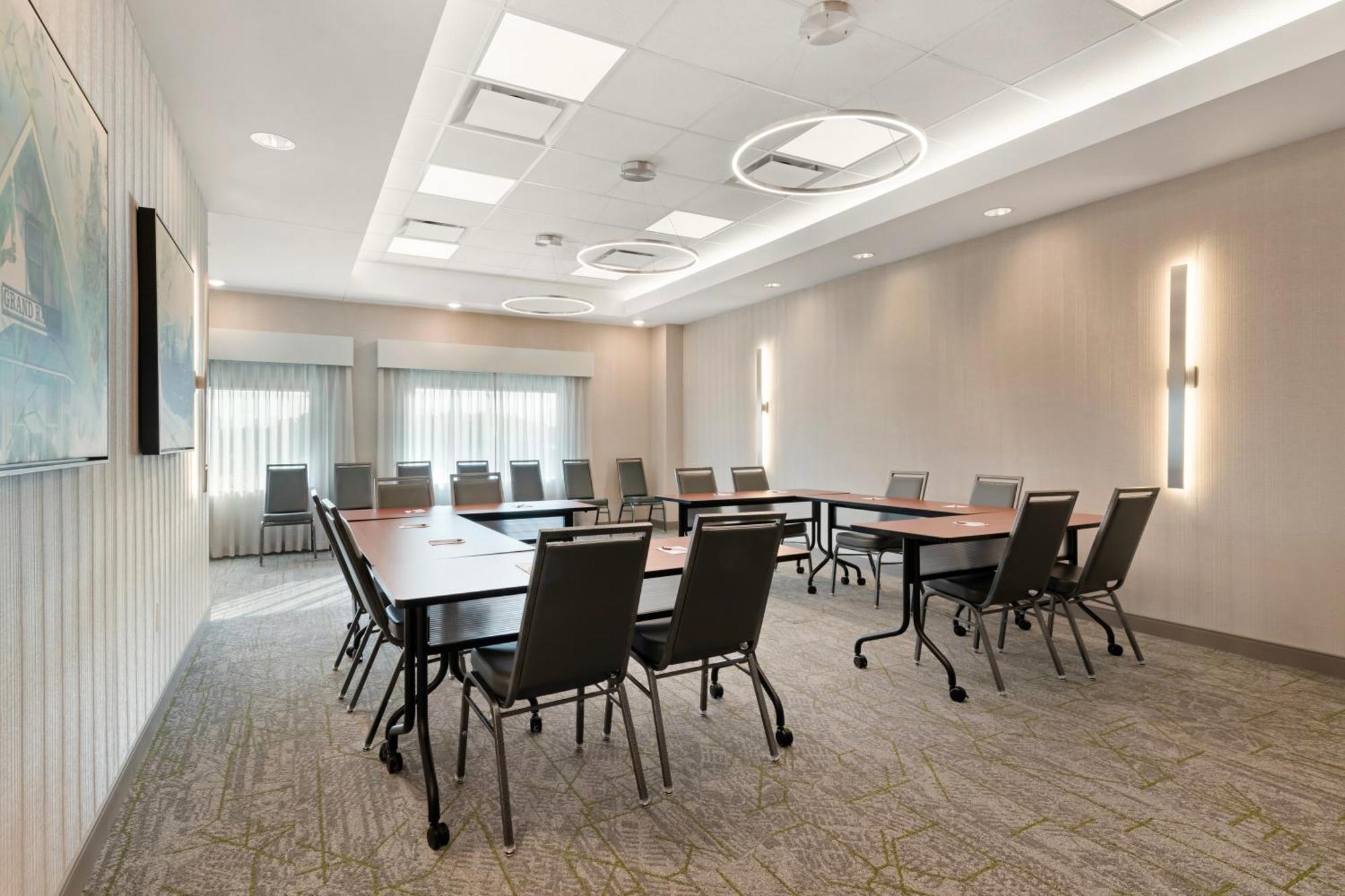 Best Western Plus Grand Rapids Mn מראה חיצוני תמונה